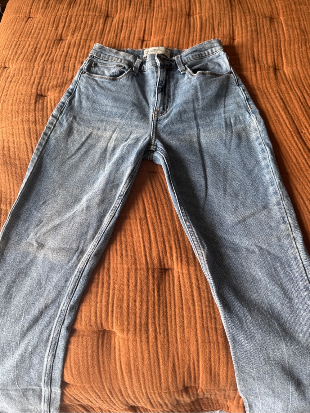 Abercrombie & Fitch Mom Jean in Light Blue Denim